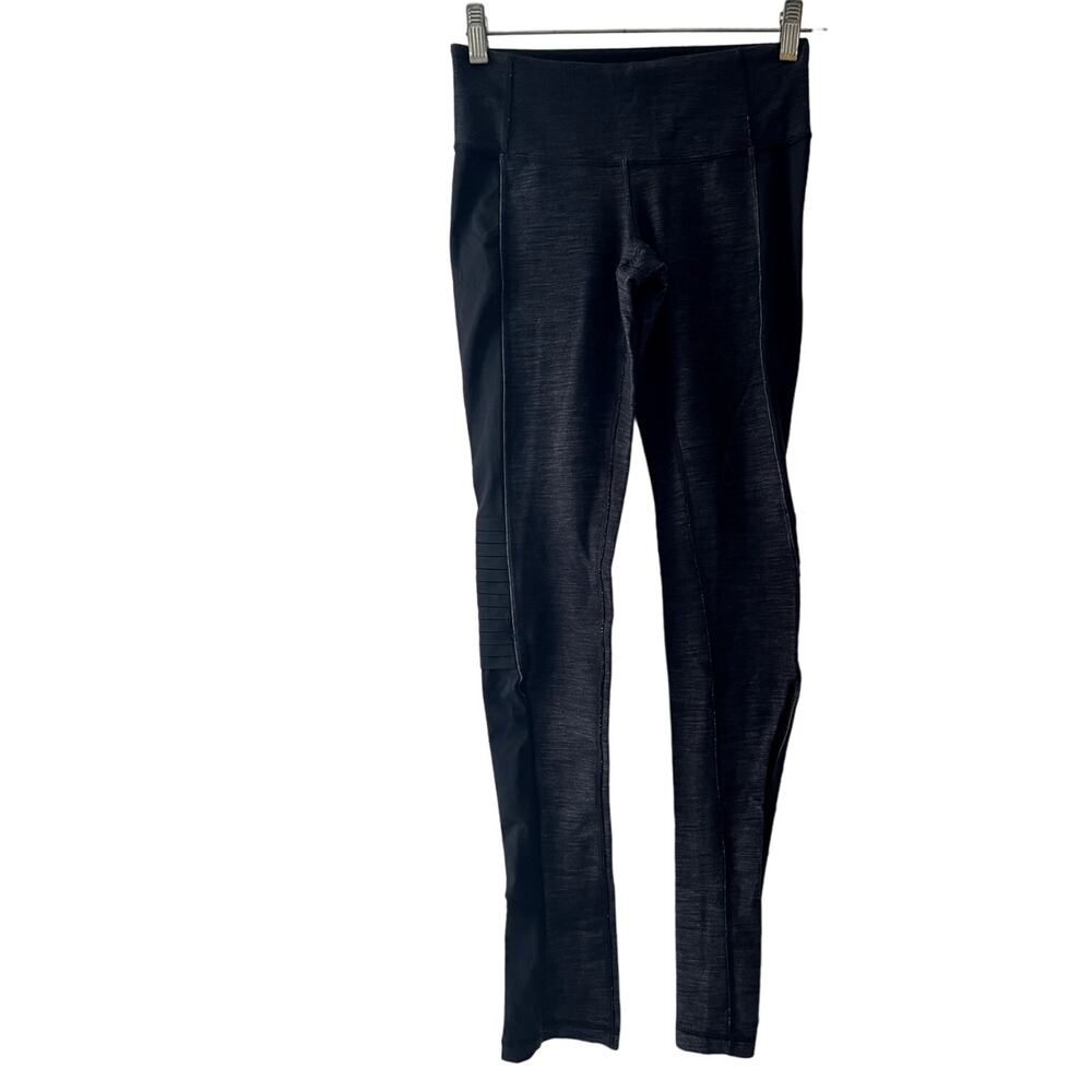 Lululemon Size 4 Black Gray Leggings Secret Pocket Excellent Condition